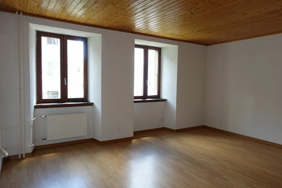La Chaux-de-Fonds - Mietshaus mit 4 Wohnungen – Foto 3 von 7