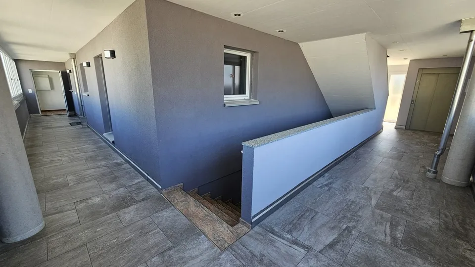 Helles 3.5-Zimmer-Büro im 1. OG in Zuzwil – sofort verfügbar – Foto 3 von 17