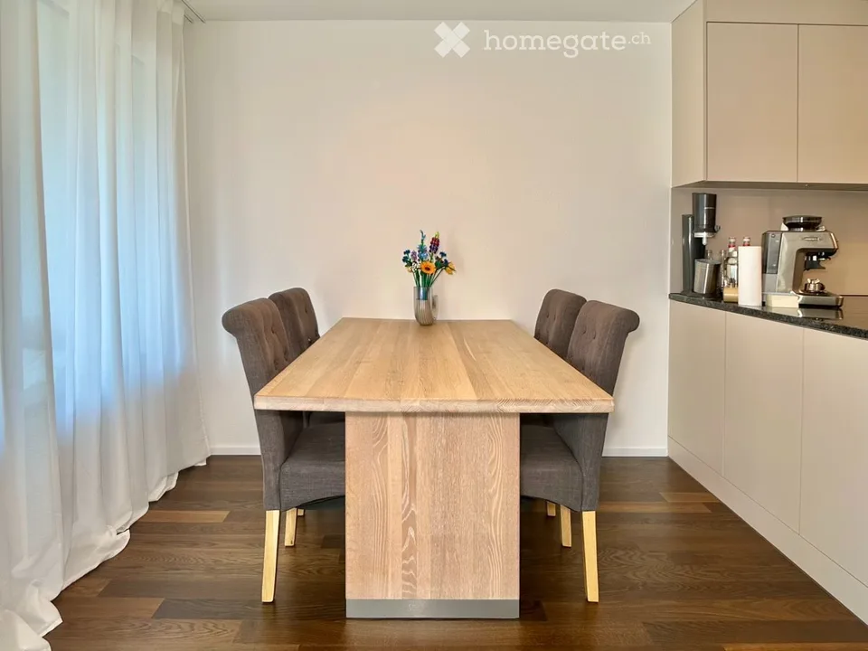 Moderne 4.5-Zimmer-Wohnung beim Bahnhof Regensdorf – Foto 4 von 15