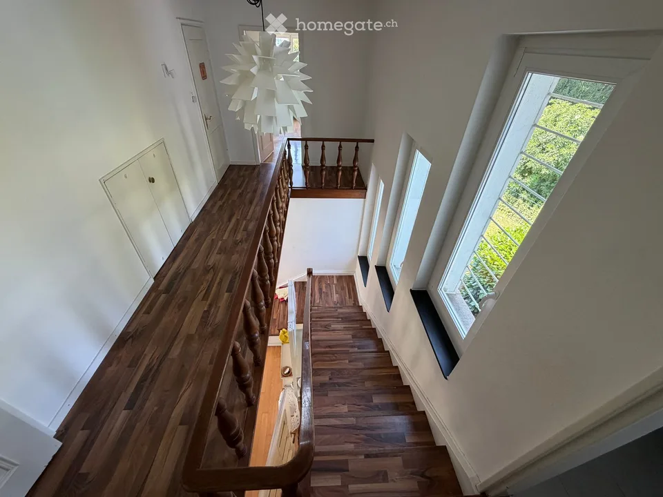 Grosszügige 7.5-Zimmer-Villa mit traumhaftem Garten in Küsnacht ZH