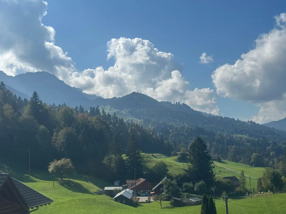 Casa unifamiliare nuova costruzione moderna in ambiente naturale – foto 5 di 23