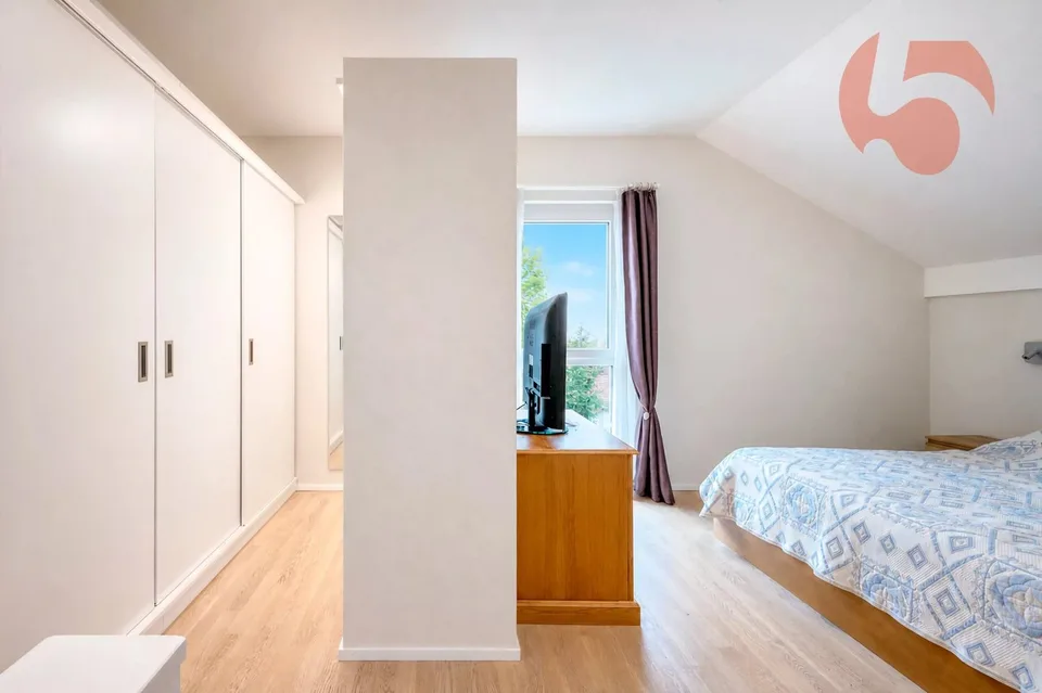 Prächtige 4.5-Zimmer-Villa mit Panoramablick auf den Jura und die umliegende Landschaft – Foto 9 von 26