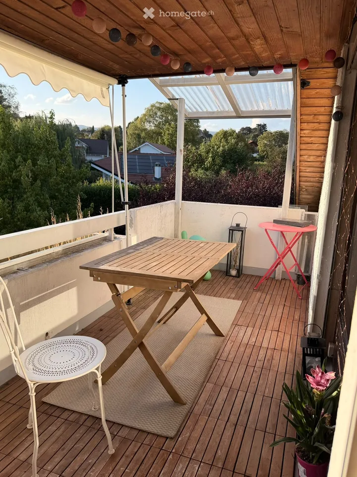 Charming 2-room apartment with mezzanine