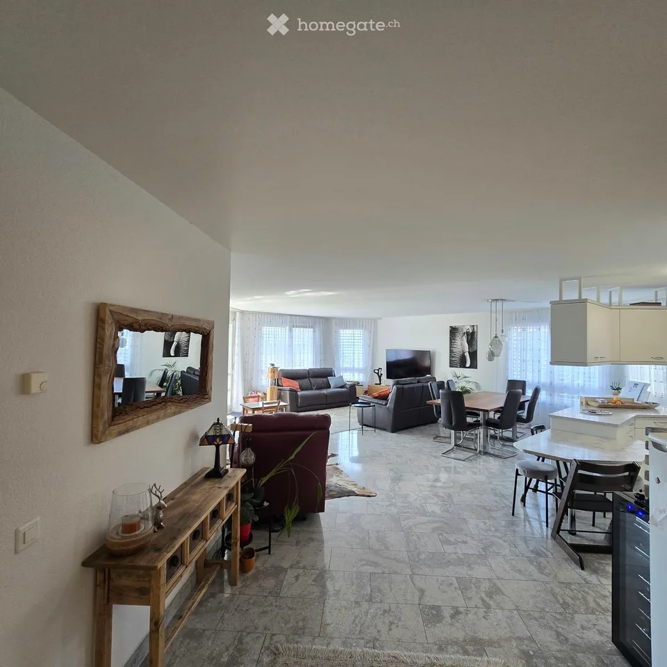 Spacious 4.5-Room Apartment in Affoltern am Albis with a view of the Mountains