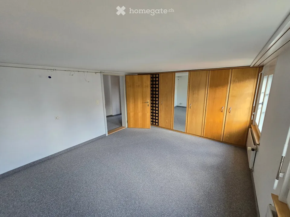 Charming 3-room attic apartment in the heart of the village center for rent