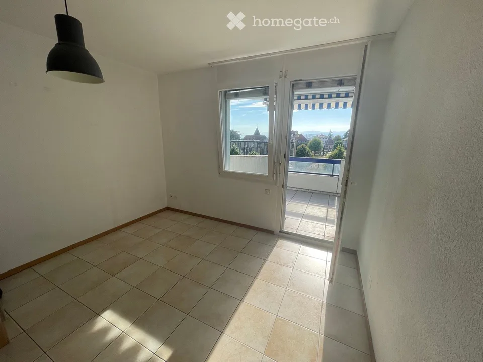Helles Apartment in Prilly