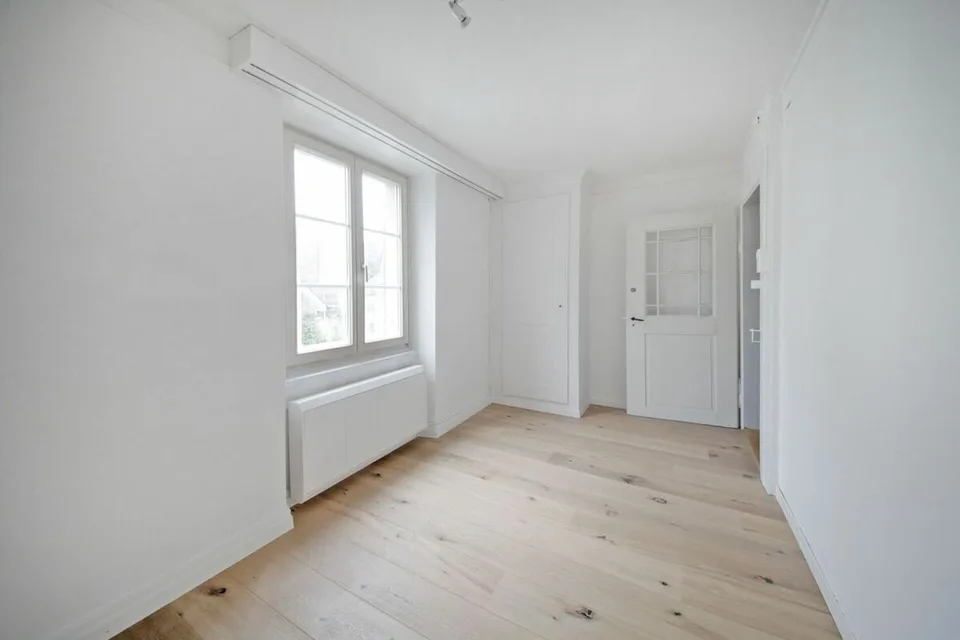 Appartamento di 6 locali ristrutturato con molto charme e giardino privato!
