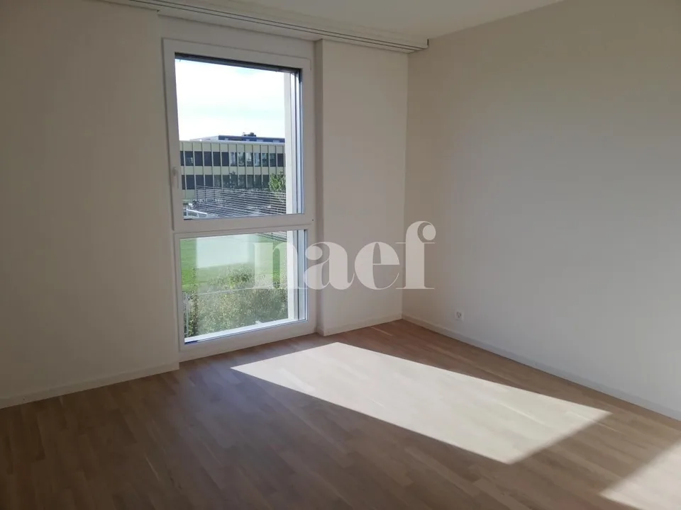 Bel appartement de 3.5 pièces au 1er étage avec balcon