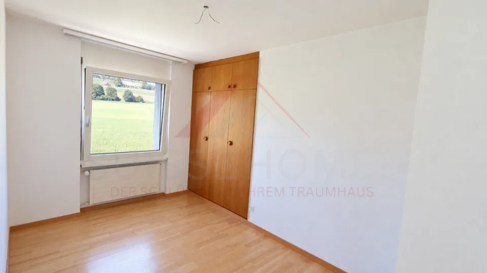 Schöne 4.5-Zimmer-Wohnung in Riedholz: TOP gepflegt und mit viel Potenzial – Foto 8 von 15