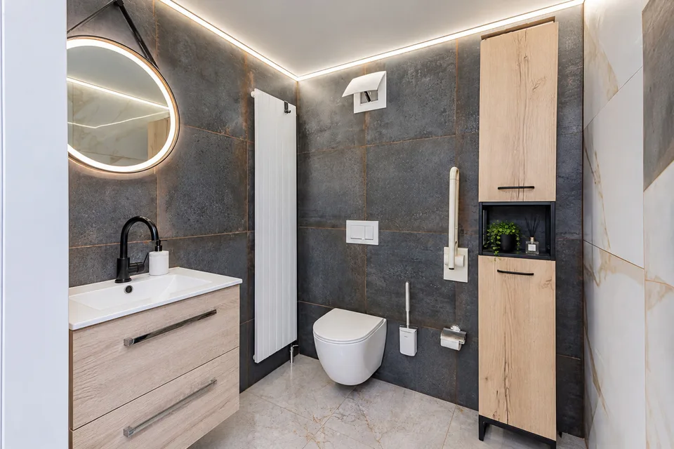 Superficie 100 m² - Uso professionale o residenziale – foto 6 di 8
