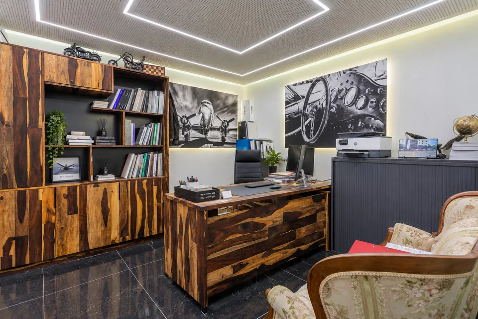 Superficie 100 m² - Uso professionale o residenziale – foto 4 di 8