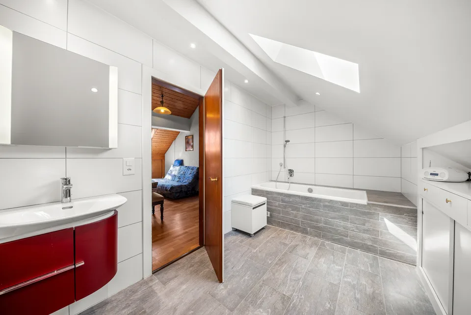 6.5 Zimmer Einfamilienhaus in La Sarraz – Foto 9 von 13