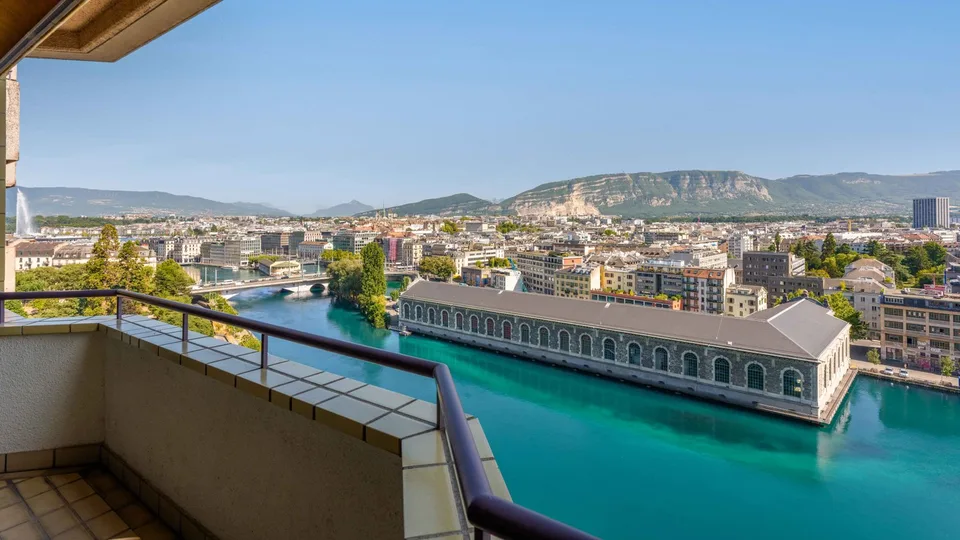 Appartamento traversante vicino al centro città – foto 8 di 9