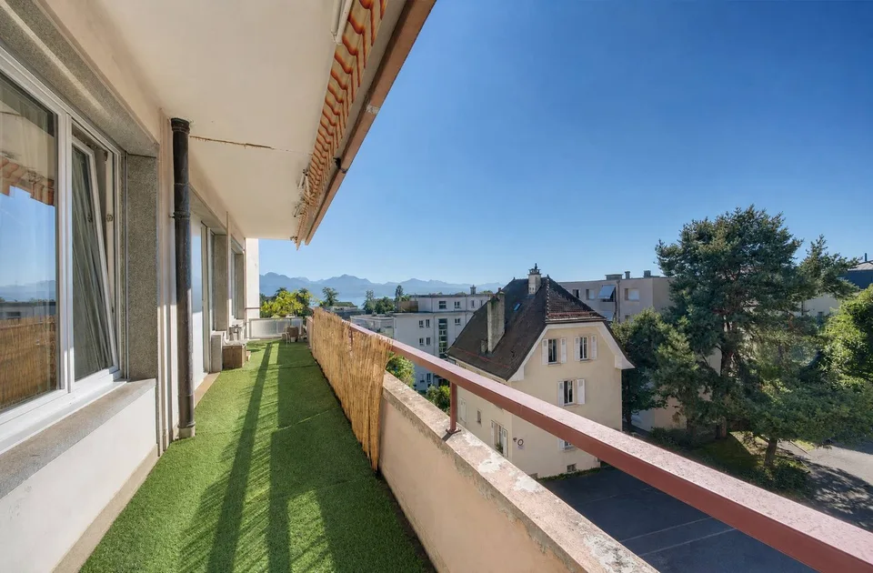 Bel appartement entièrement rénové à la situation très centrale – photo 8 sur 8