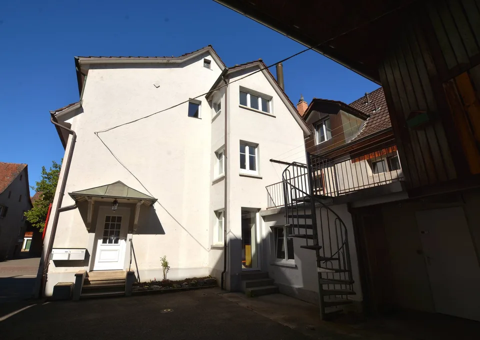 Baulandparzelle 539 m2 mit bestehendem EFH in der Kernzone von Etti...