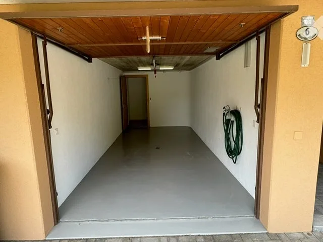 Grosses 6.5-Zimmer Haus in Meggen mit Pergola und Garten an zentraler sowie ruhiger Lage