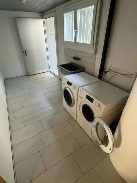 Grosses 6.5-Zimmer Haus in Meggen mit Pergola und Garten an zentraler sowie ruhiger Lage