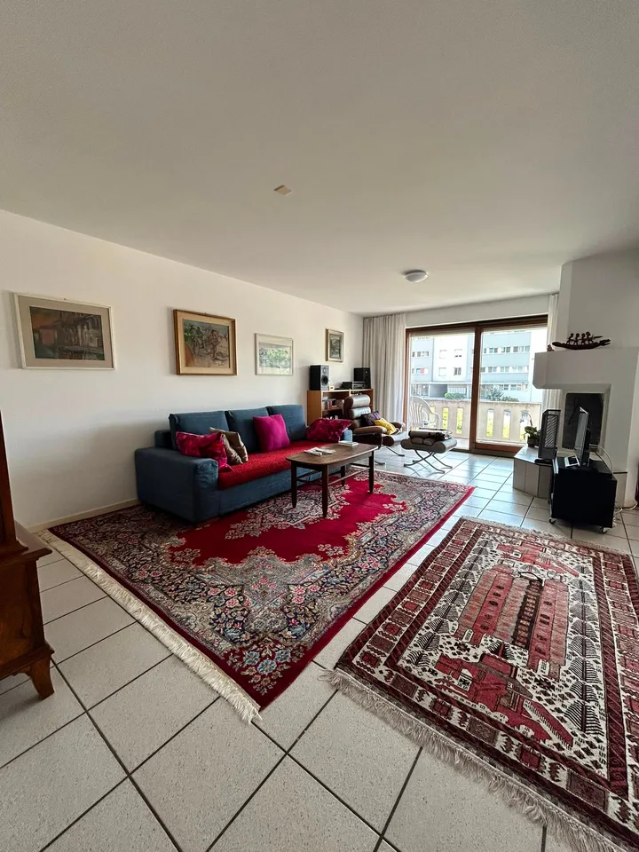 Elegantes 3,5-Zimmer-Apartment mit Terrasse in Vezia zum Verkauf – Foto 2 von 14