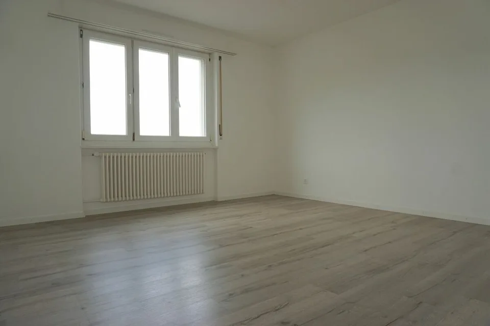 ARI-236 - Sehr schönes Haus mit 2 Wohnungen von 4,5 und 3,5 Zimmern auf einem Grundstück von 1'134 m2. – Foto 10 von 16