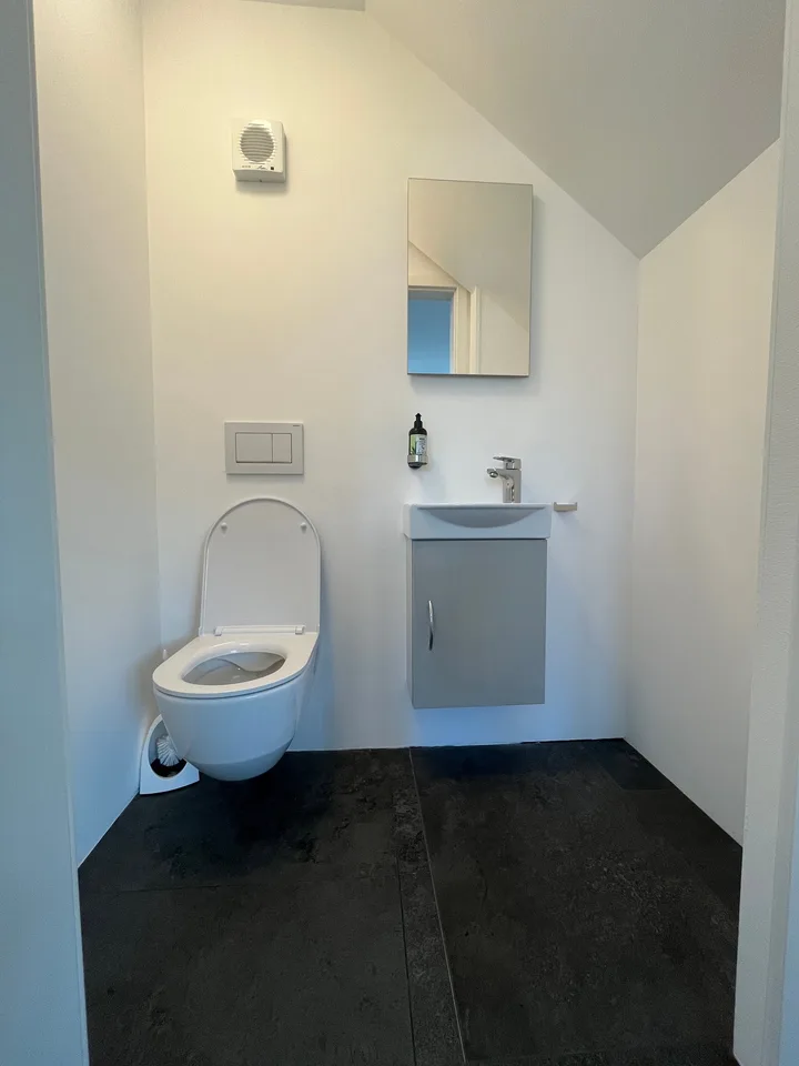 Spazi commerciali e uffici moderni in affitto – foto 6 di 6