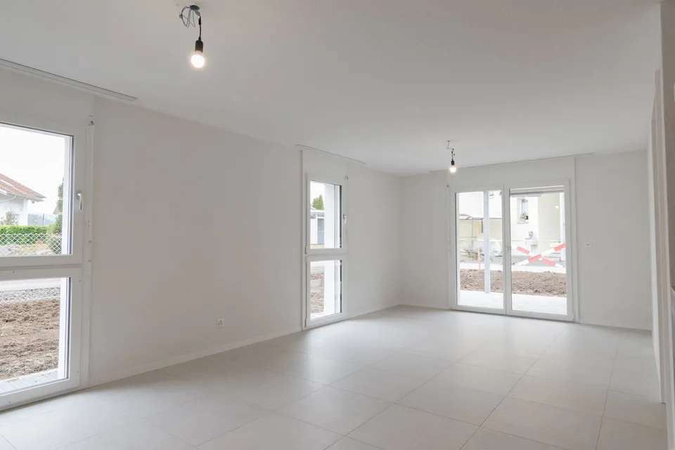 Modern 3.5-room ground floor apartment in Zollbrück