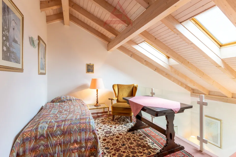 Appartamento duplex di 4 locali / 4 - Zimmer- Duplexwohnung – Foto 9 von 14