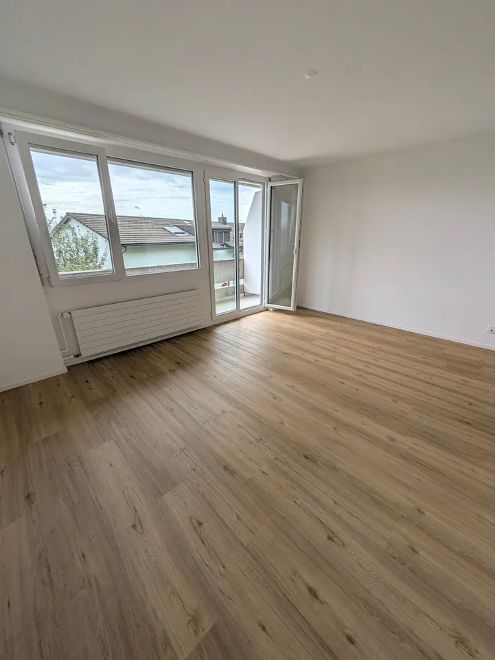 Sanierte 3-Zimmerwohnung mit Balkon und schöner Aussicht in Grenchen – Foto 3 von 20