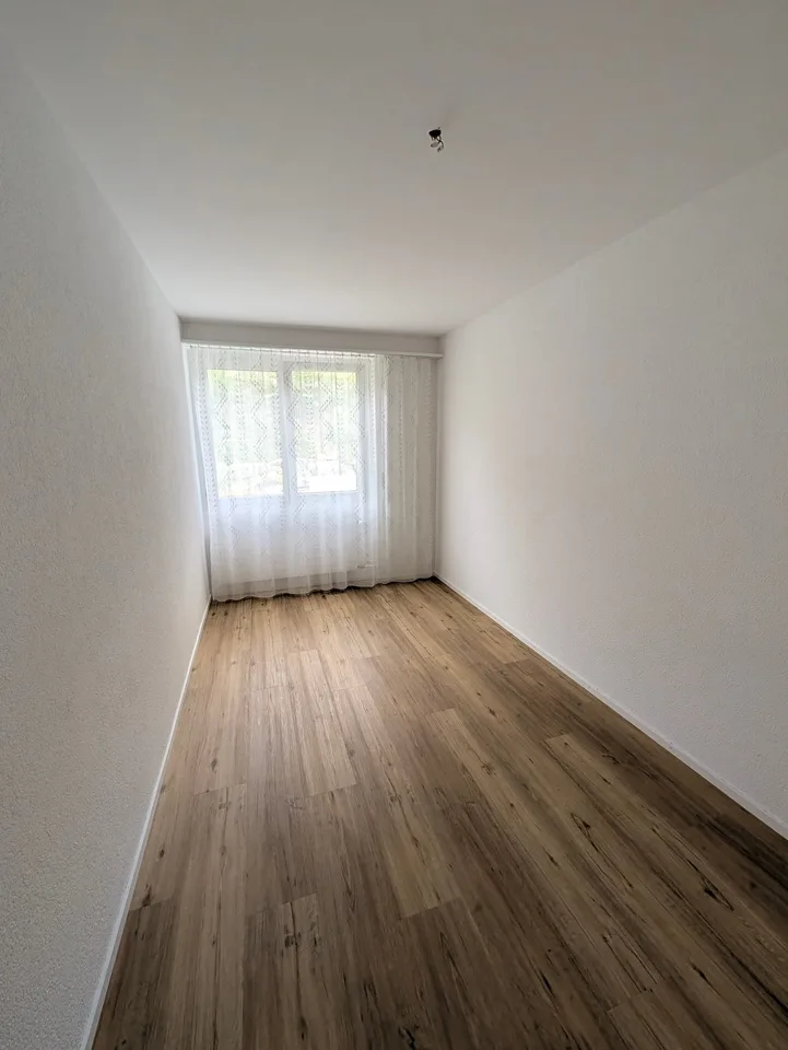 Sanierte 3-Zimmerwohnung mit Balkon und schöner Aussicht in Grenchen – Foto 8 von 20