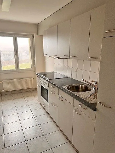 Appartement 3 pièces, 1er étage au milieu – photo 3 sur 7