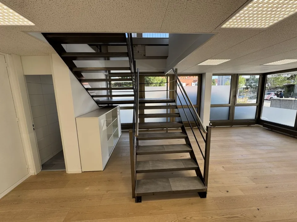 Grosszügige und helle Büroflächen im Jurahof zu vermieten – Foto 7 von 13
