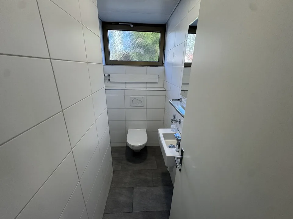 Grosszügige und helle Büroflächen im Jurahof zu vermieten – Foto 13 von 13