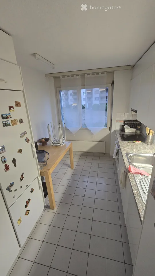 Helle 3.5-Zimmer-Wohnung in ruhiger Lage 7 Min. von Bern