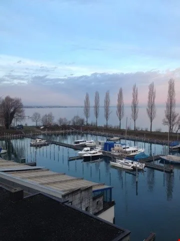 Ab sofort - Top nahe am See, 2.5 Zi Whg Loftstyle, mit Parkplatz