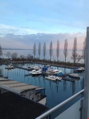 Ab sofort - Top nahe am See, 2.5 Zi Whg Loftstyle, mit Parkplatz