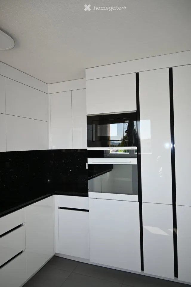 Helle 4.5 Zimmer Wohnung im steuergünstigen Eschenbach