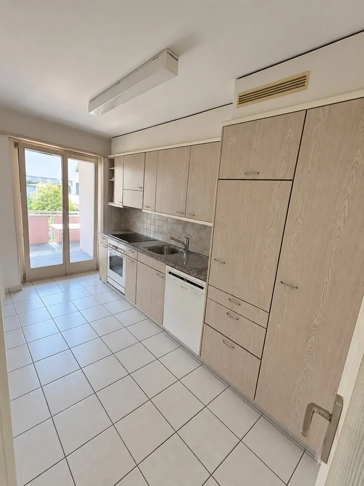 3.5-Zimmer-Wohnung mit Balkon in Nidau – ab Dezember 2026 verfügbar