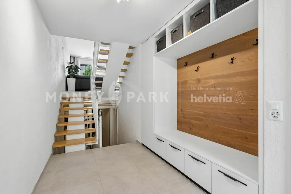 Casa a schiera di 5,5 locali con senso di vita particolare e giardino – foto 4 di 11