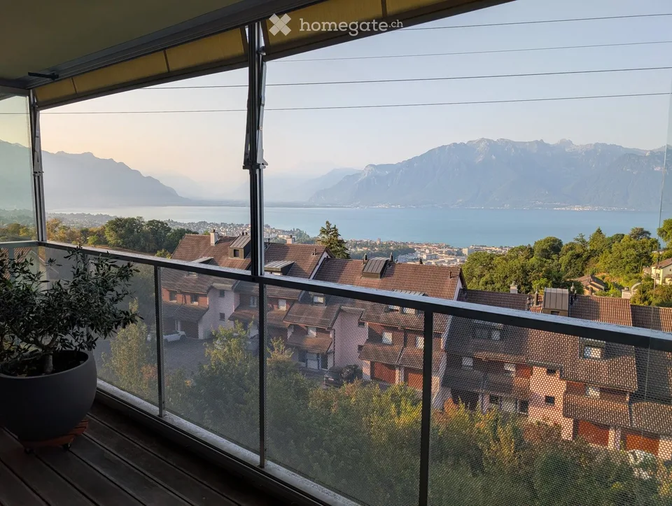 Magnificent 5.5-room apartment of 150 m² with lake view and large volumes