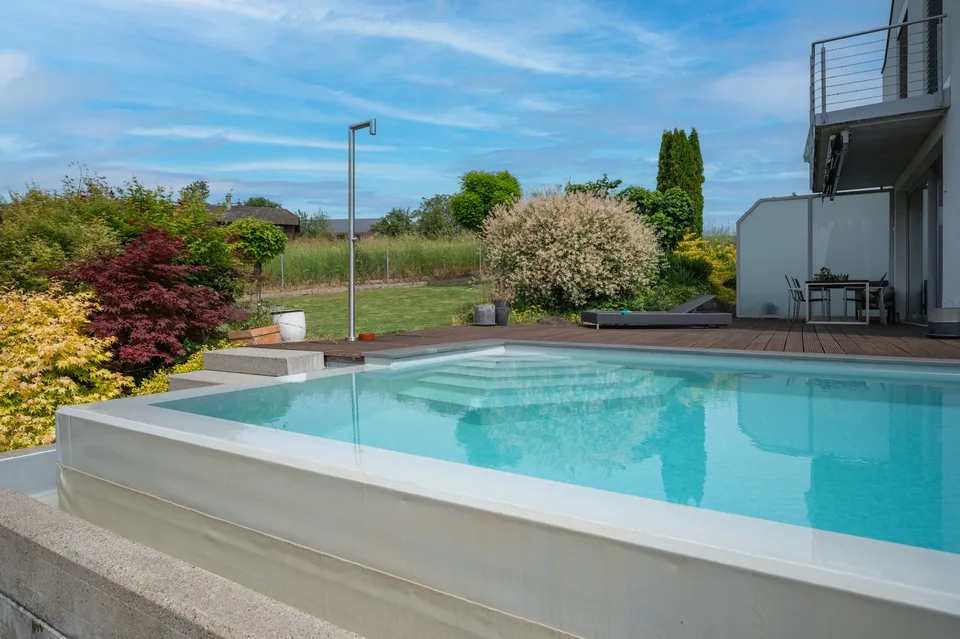 Architektenvilla mit Panorama & Infinity Pool – wo Architektur, Weitsicht und Luxus verschmelzen – Foto 4 von 30