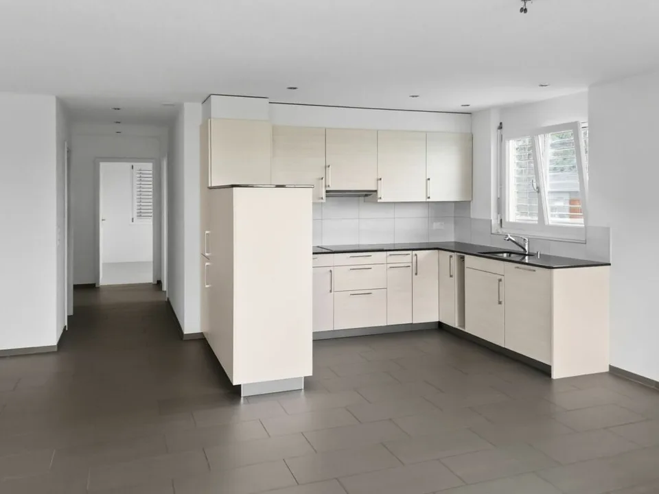 Bel appartement de 4.5 pièces avec balcon ensoleillé