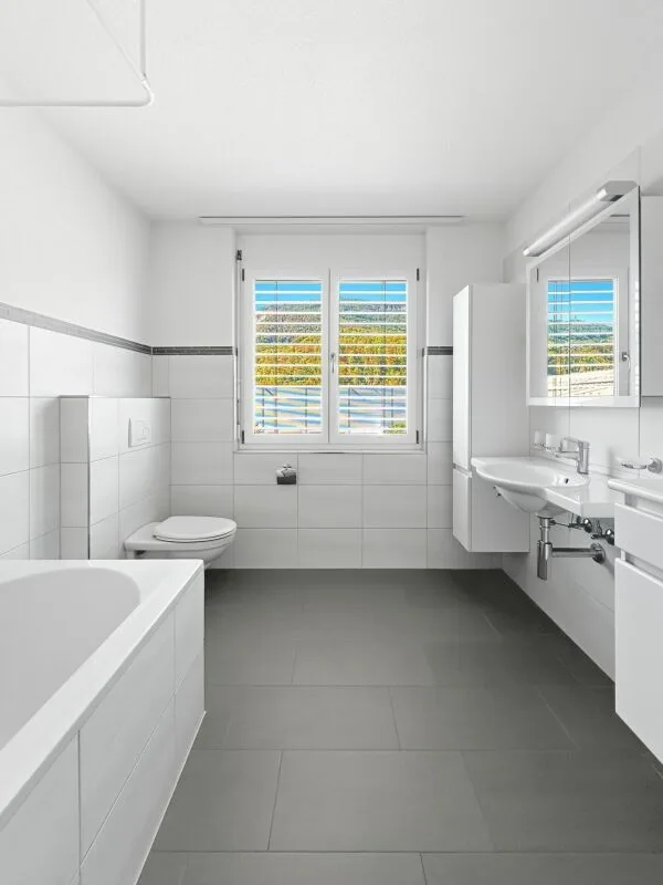 Bel appartement de 4.5 pièces avec balcon ensoleillé