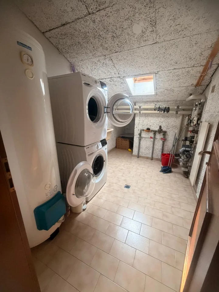 Appartement avec piscine à Agra