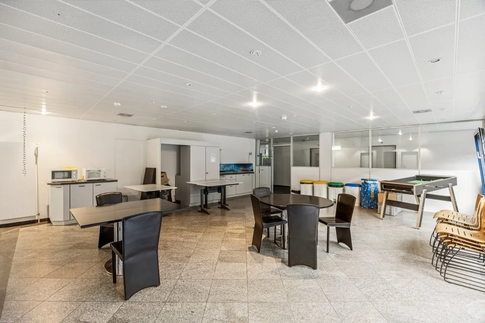 Moderne & klimatisierte Bürofläche im Talgut-Zentrum Ittigen – 280 m² sofort verfügbar – Foto 14 von 16