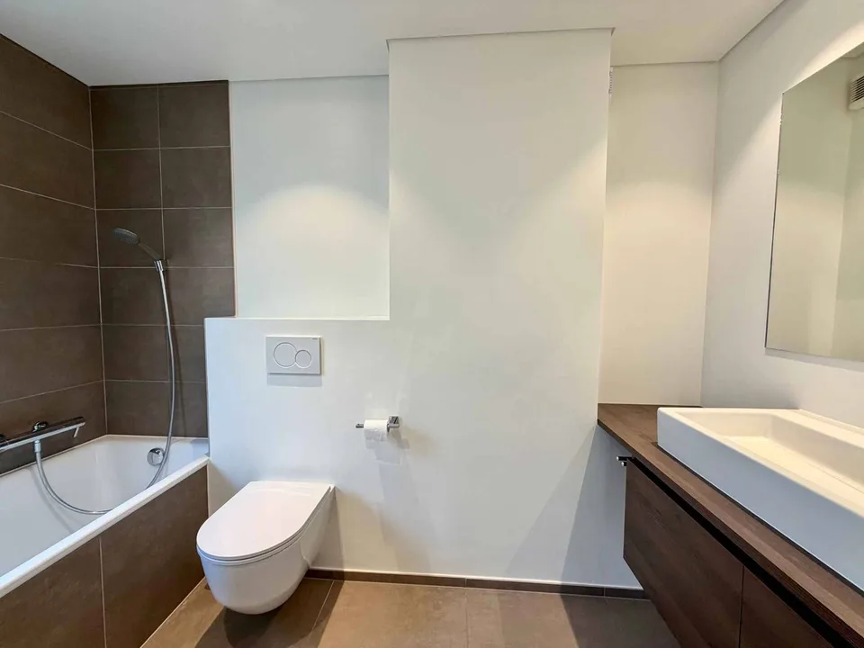 Appartement lumineux et rénové de 4,5 pièces avec terrasse
