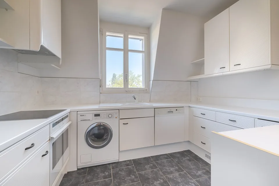 Charmant appartement 2.5 pièces dans un emplacement central et calme à Berne – photo 9 sur 14