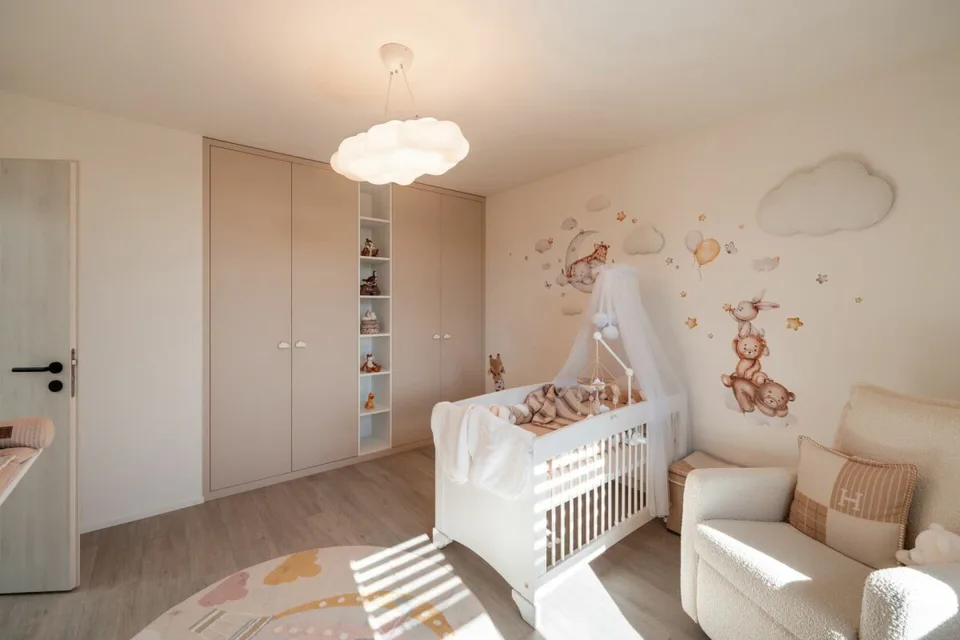 ARI-263 - Villa mit hellem Hochstandard mit 5,5 Zimmern – Foto 13 von 14