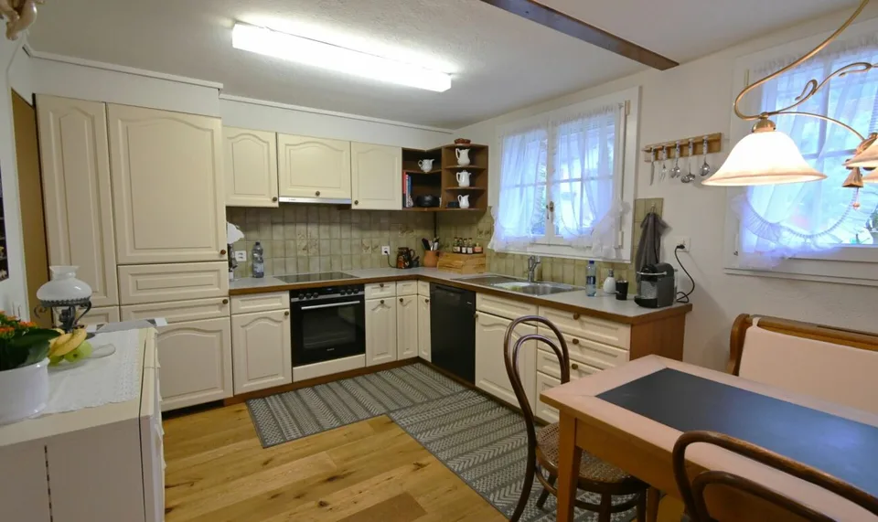 Well-maintained, single-family semi-detached house with 5 rooms – photo 6 of 16