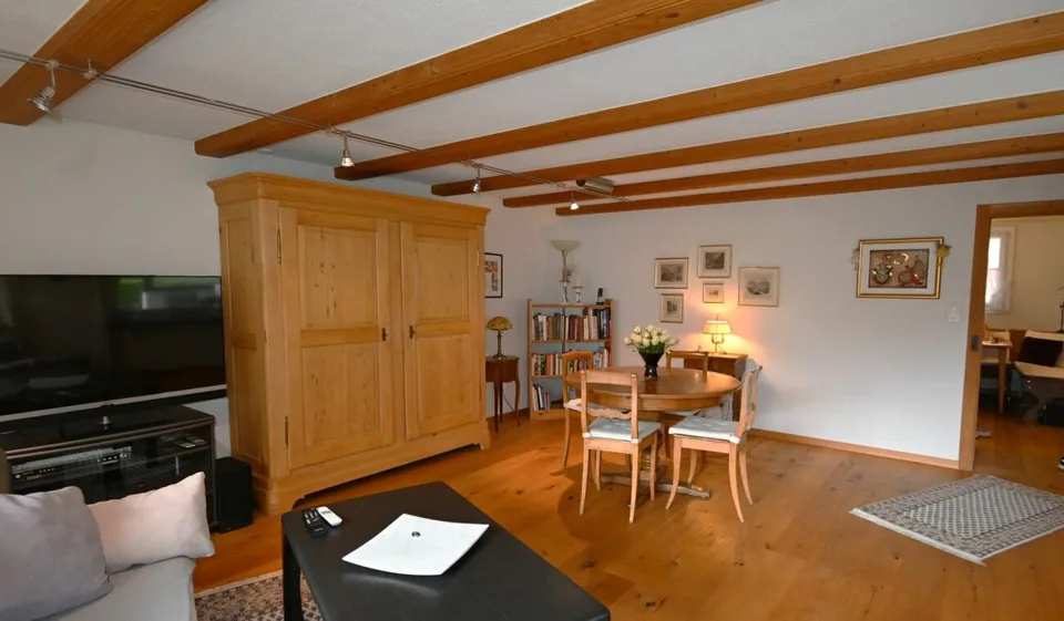 Well-maintained, single-family semi-detached house with 5 rooms – photo 9 of 16
