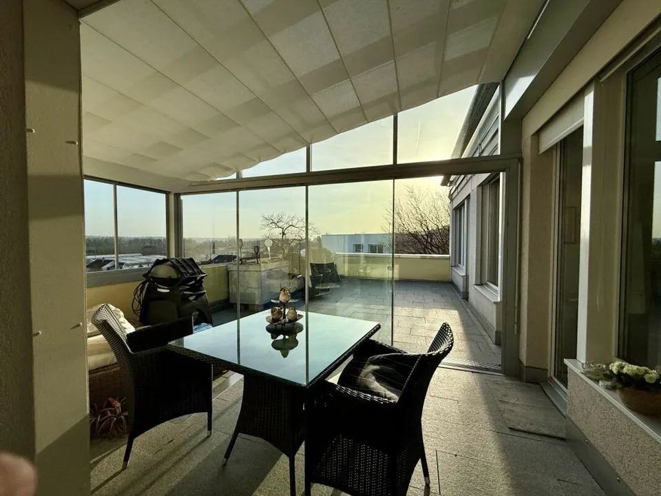 RESERVIERT 5.5 Zimmer Terrassenwohnung mit grosszügigen Aussenflächen & Weitsicht – Foto 15 von 19
