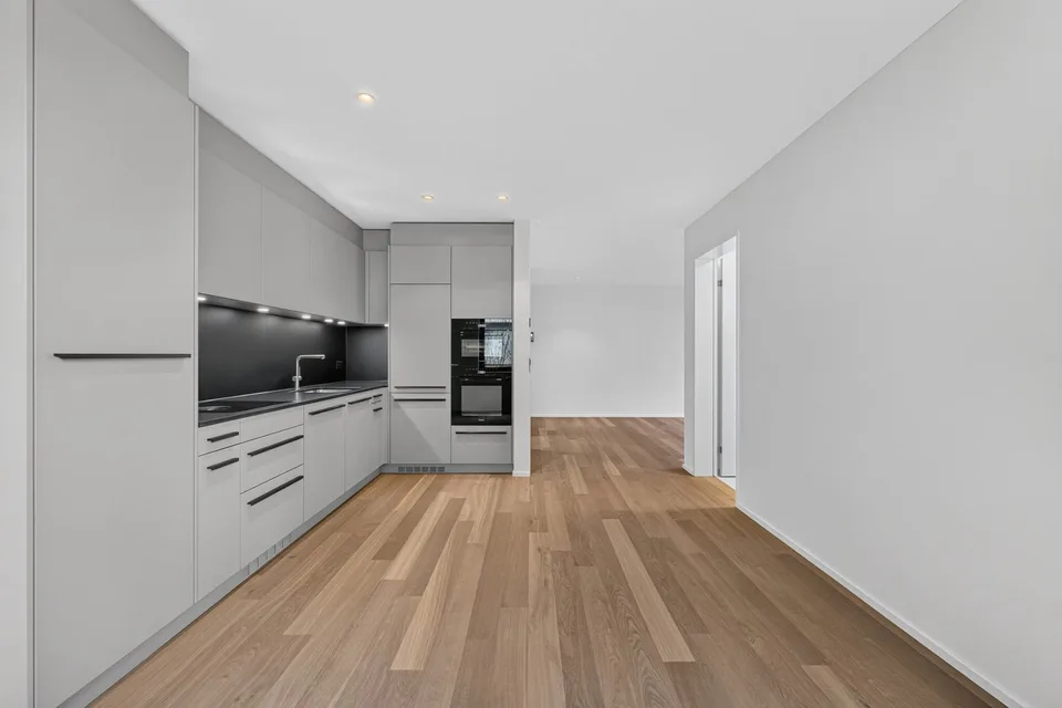 2.5-Zimmer-Gartenwohnung an erstklassiger Lage am Zürcher Stadtrand – Foto 7 von 12